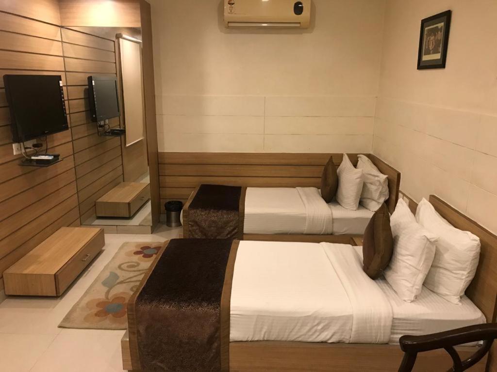 Hotel City Square Hisār 외부 사진