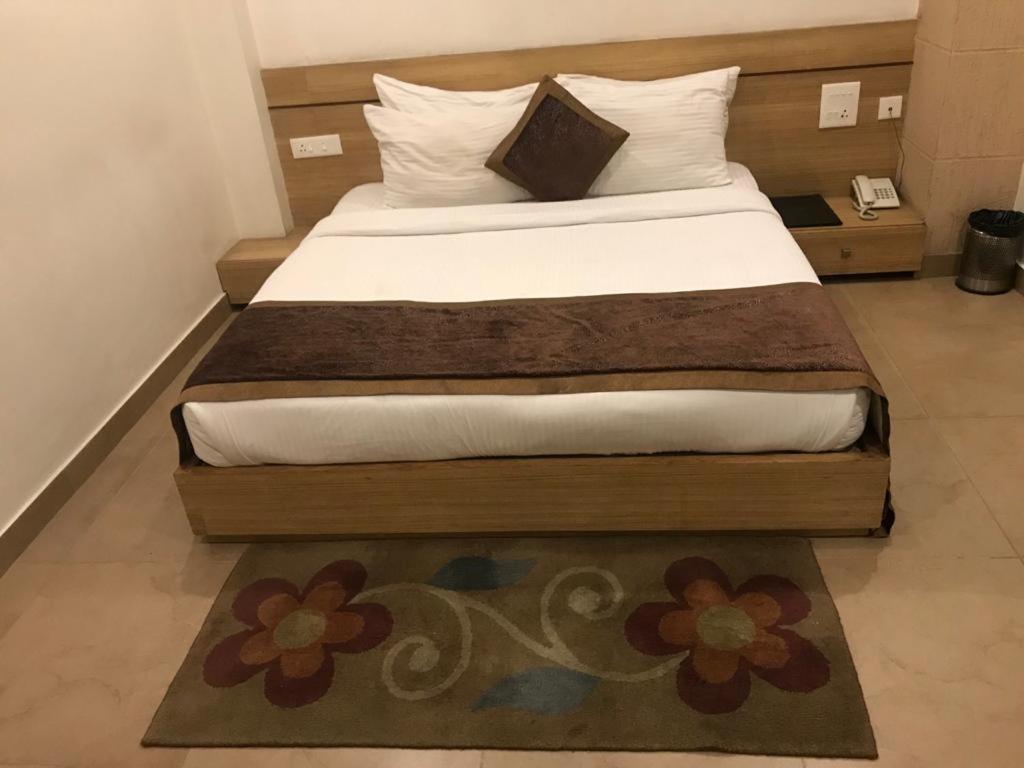 Hotel City Square Hisār 외부 사진