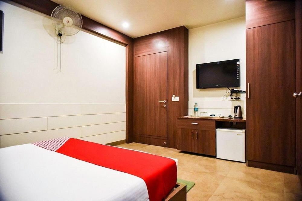 Hotel City Square Hisār 외부 사진