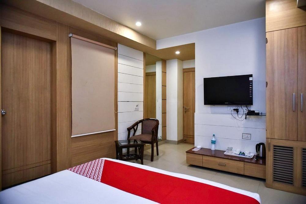 Hotel City Square Hisār 외부 사진